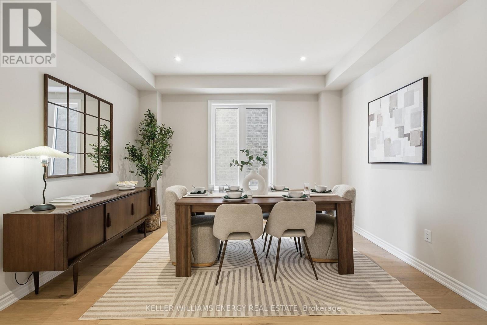 44 Priory Drive, Whitby, ON - Indoor