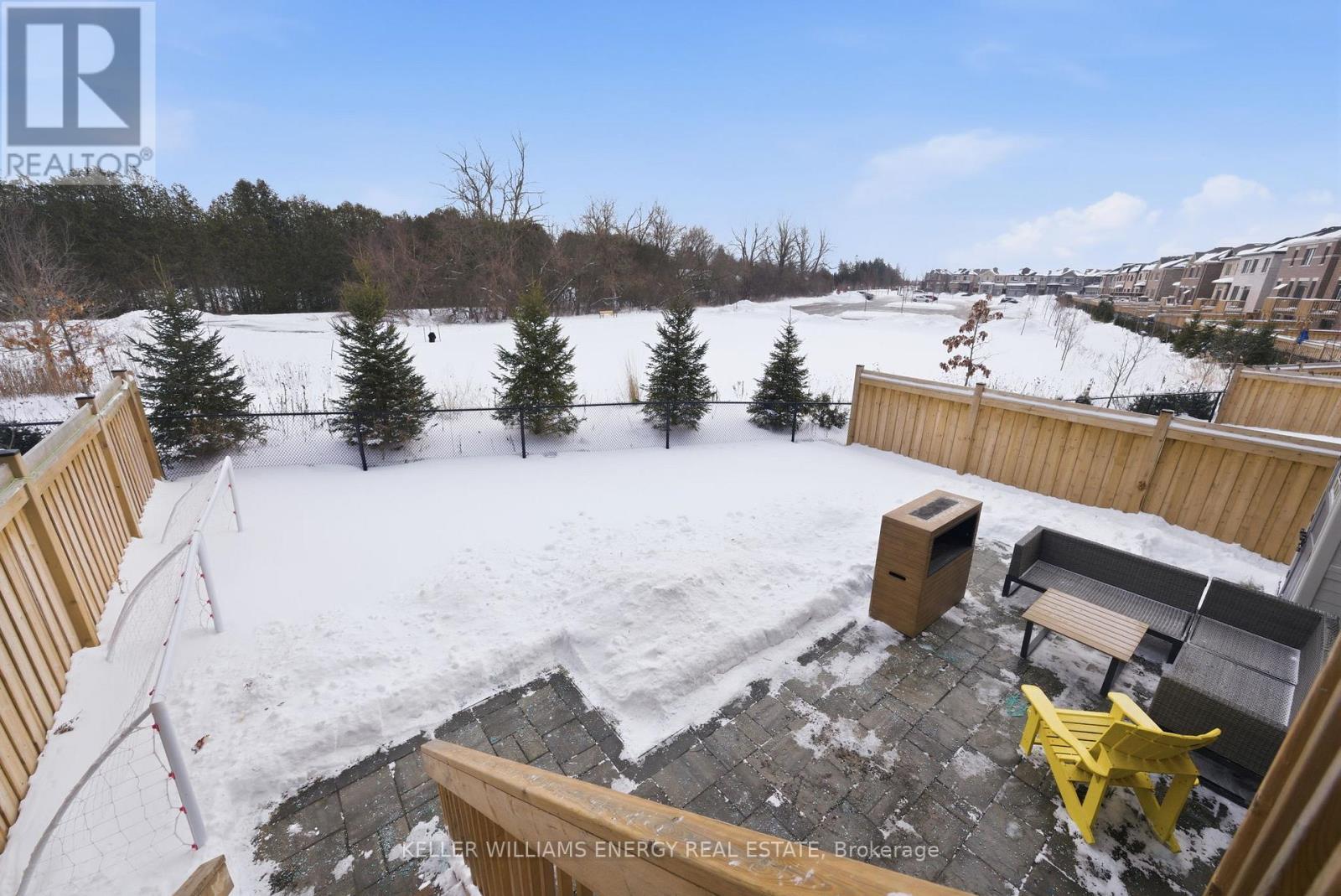 44 Priory Drive, Whitby, ON - Outdoor