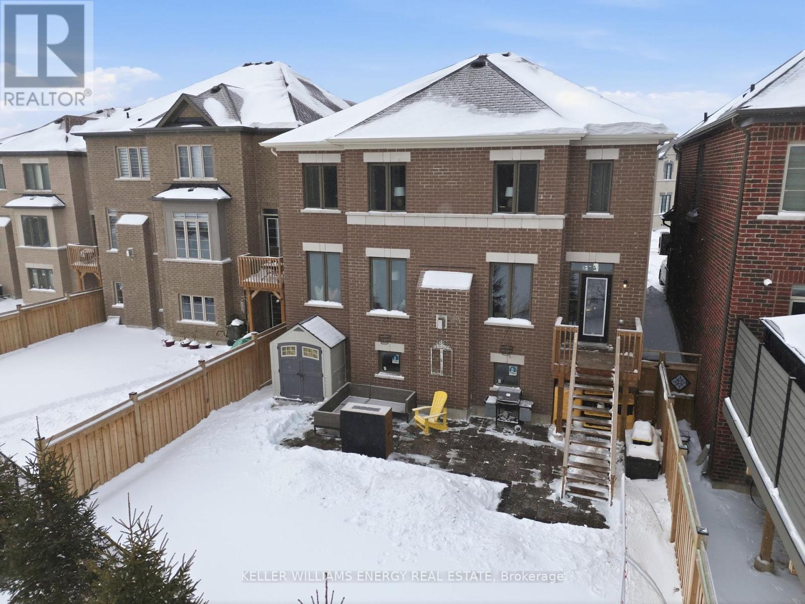 44 Priory Drive, Whitby, ON - Outdoor