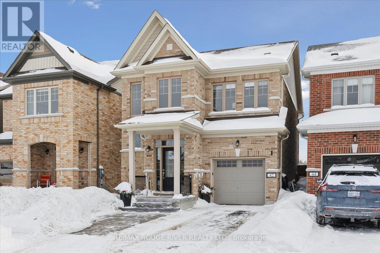 42 Doctor Archer Drive, Scugog (Port Perry), ON - Outdoor With Facade