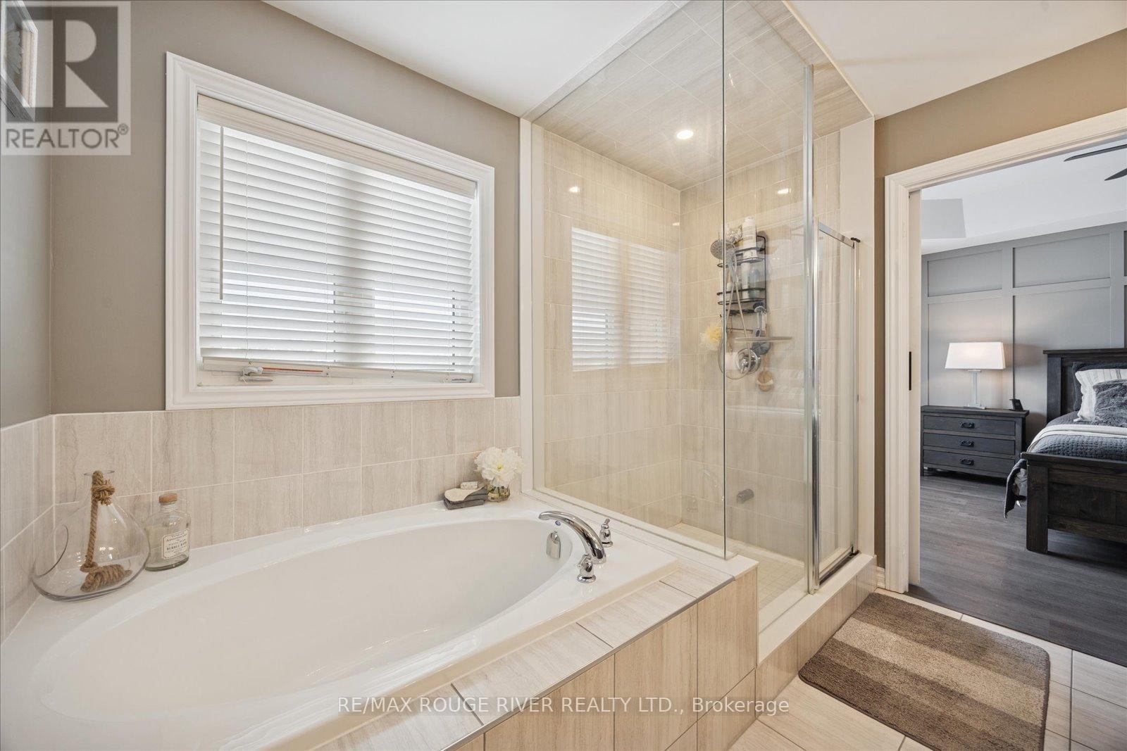 42 Doctor Archer Drive, Scugog (Port Perry), ON - Indoor Photo Showing Bathroom