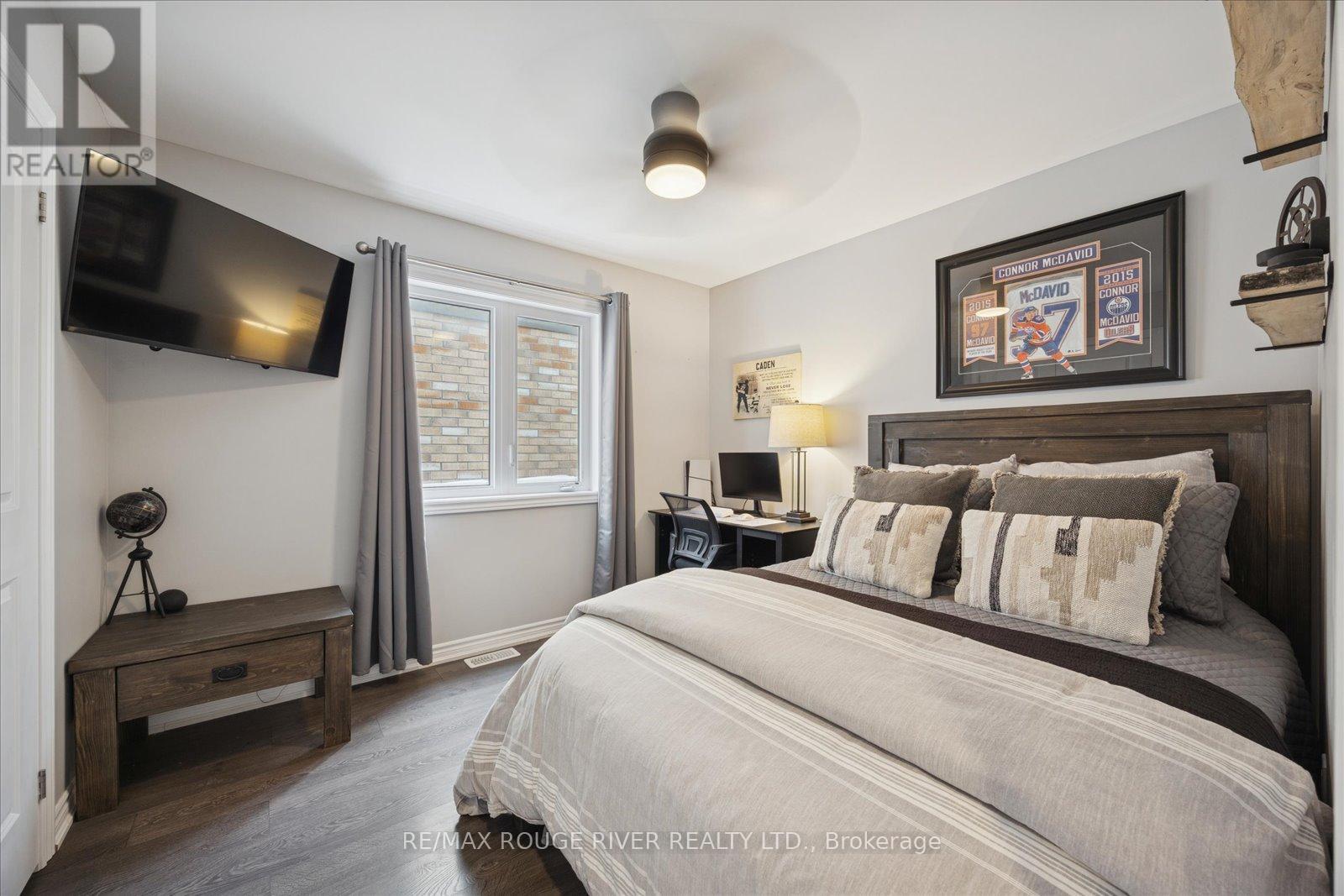 42 Doctor Archer Drive, Scugog (Port Perry), ON - Indoor Photo Showing Bedroom