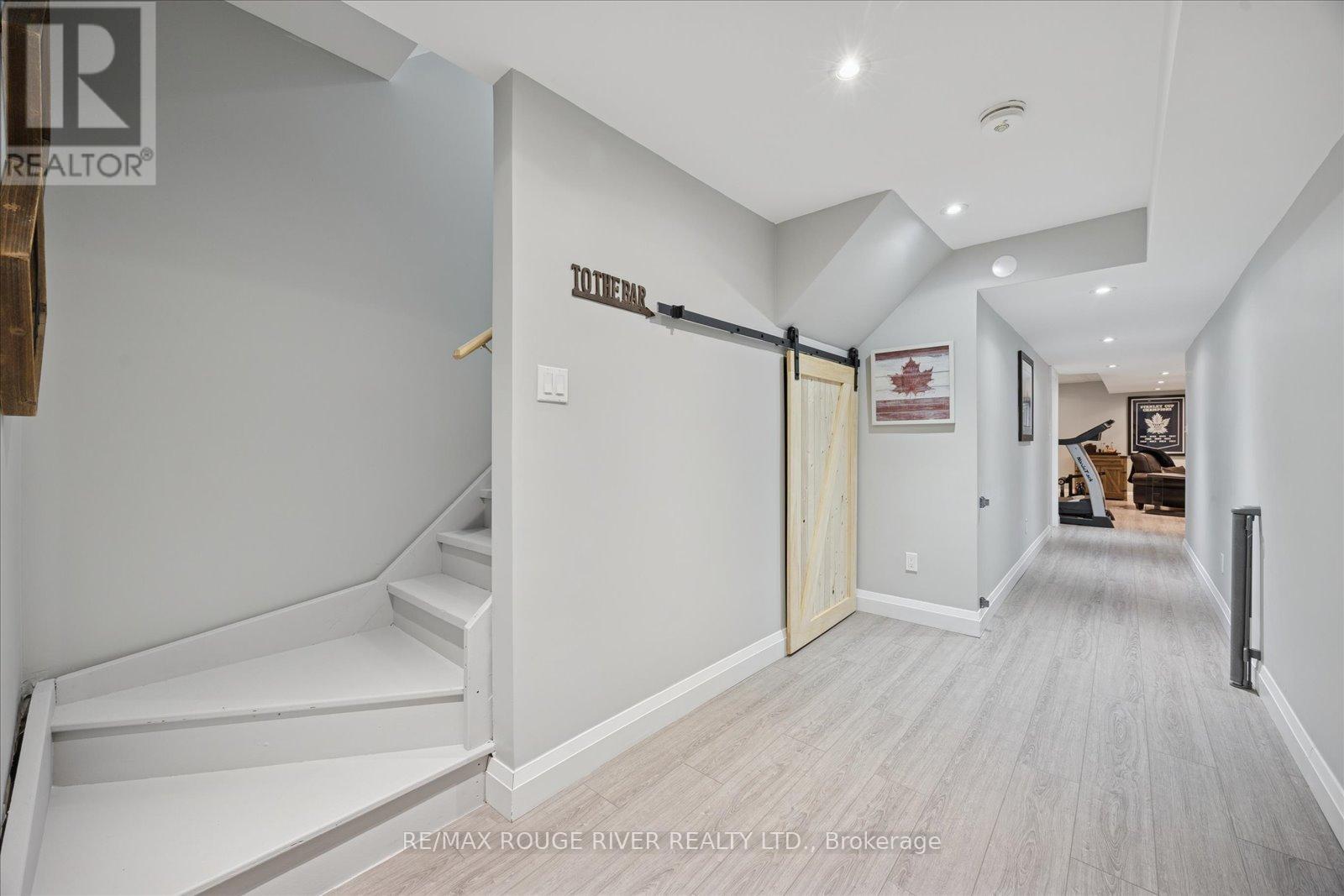 42 Doctor Archer Drive, Scugog (Port Perry), ON - Indoor