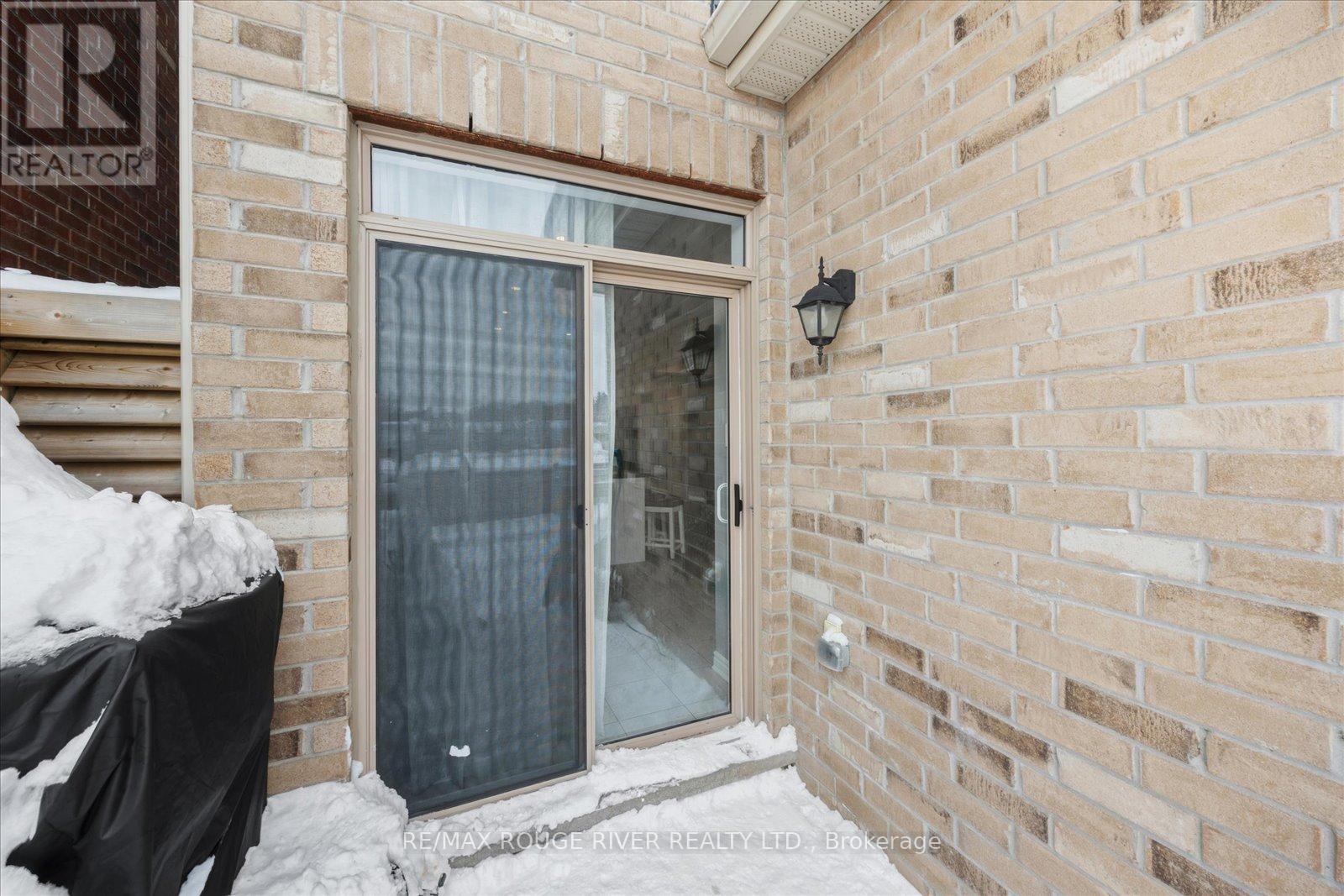 42 Doctor Archer Drive, Scugog (Port Perry), ON - With Exterior