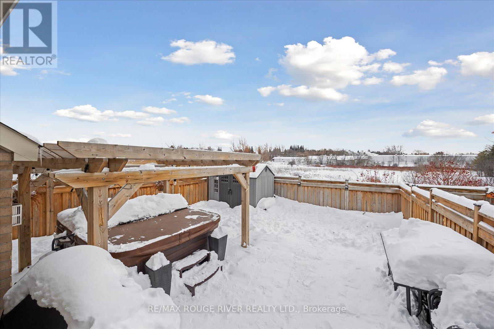 42 Doctor Archer Drive, Scugog (Port Perry), ON - Outdoor