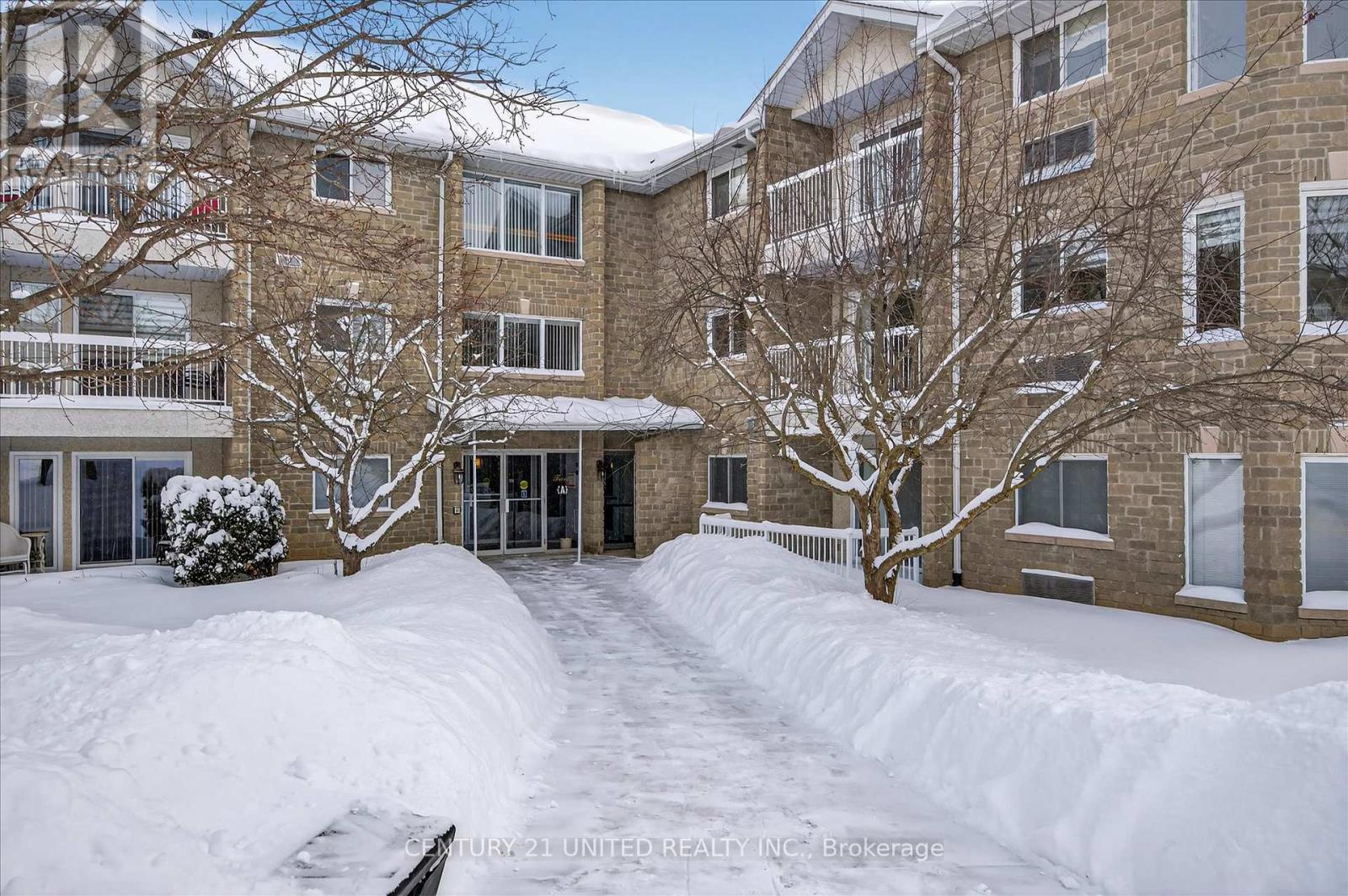 214A - 1099 Clonsilla Avenue, Peterborough (Otonabee Ward 1), ON - Outdoor With Facade