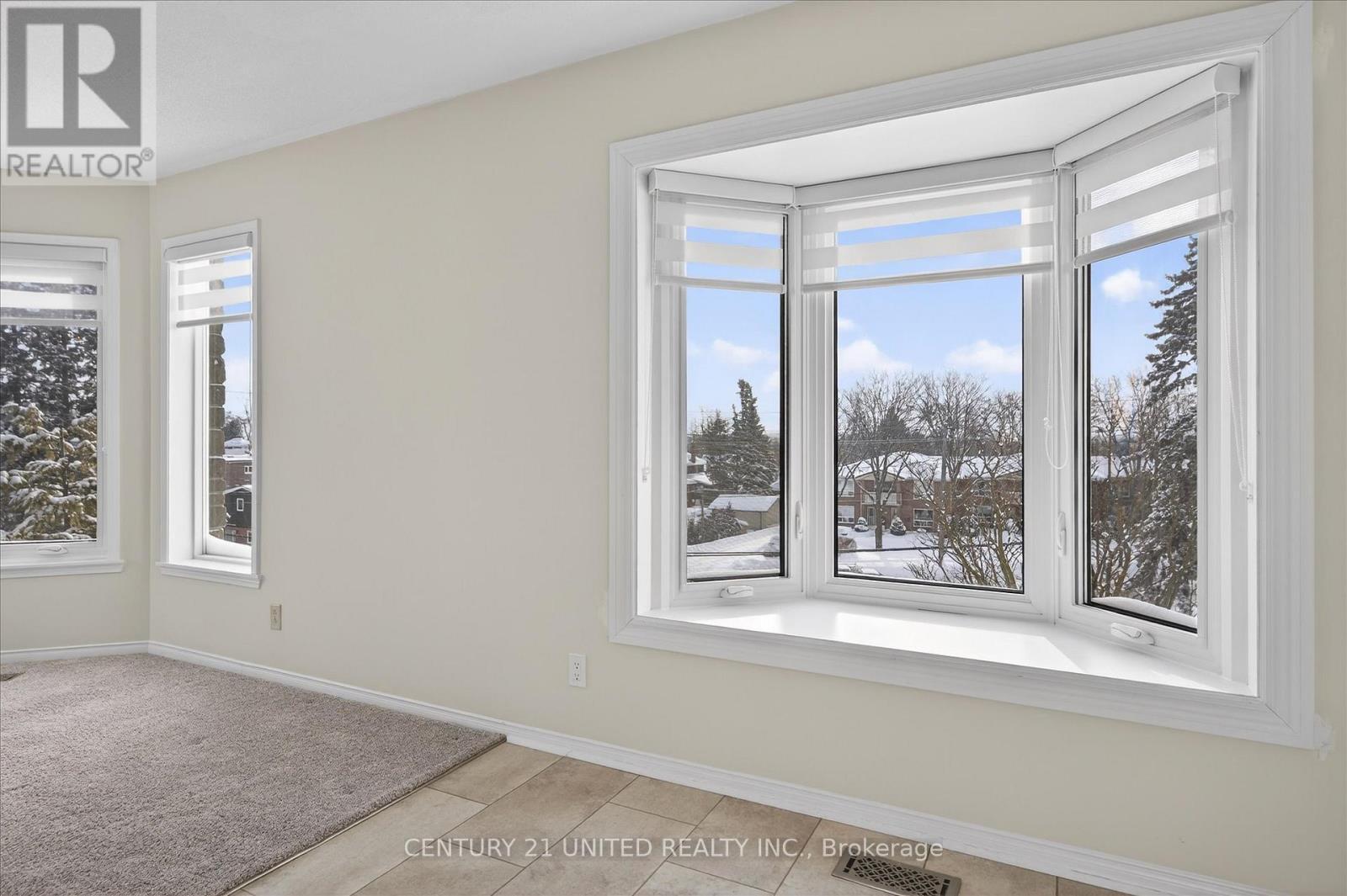 214A - 1099 Clonsilla Avenue, Peterborough (Otonabee Ward 1), ON - Indoor Photo Showing Other Room