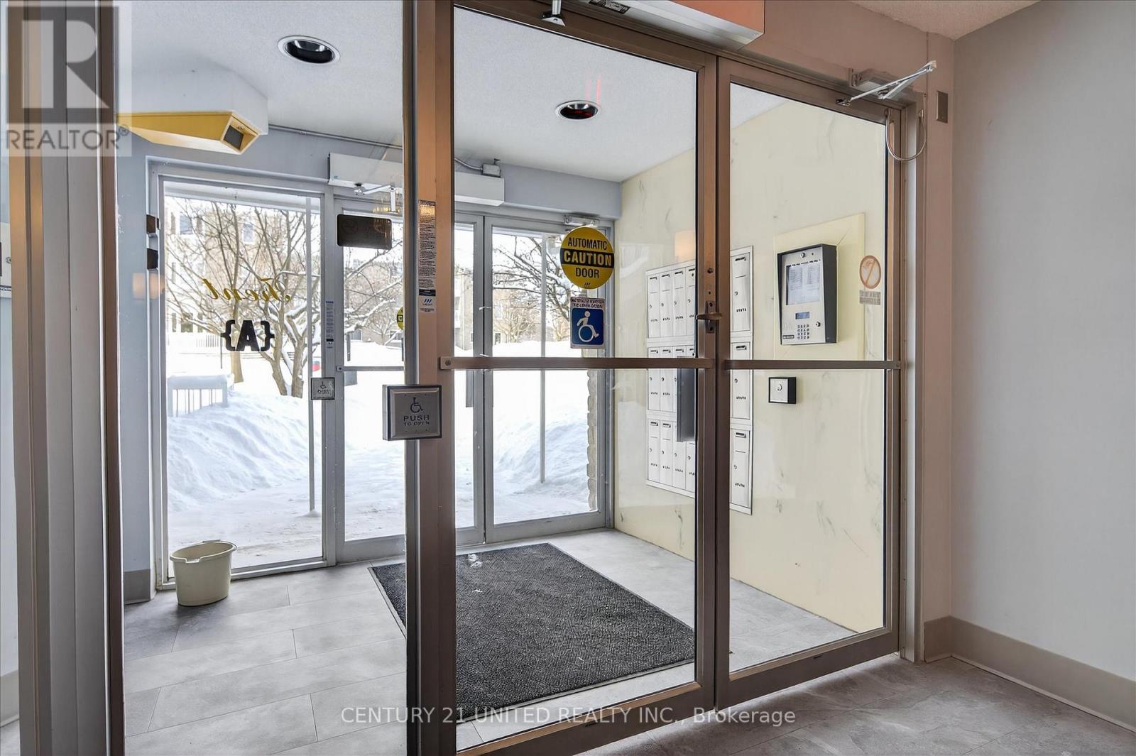 214A - 1099 Clonsilla Avenue, Peterborough (Otonabee Ward 1), ON - Indoor Photo Showing Other Room