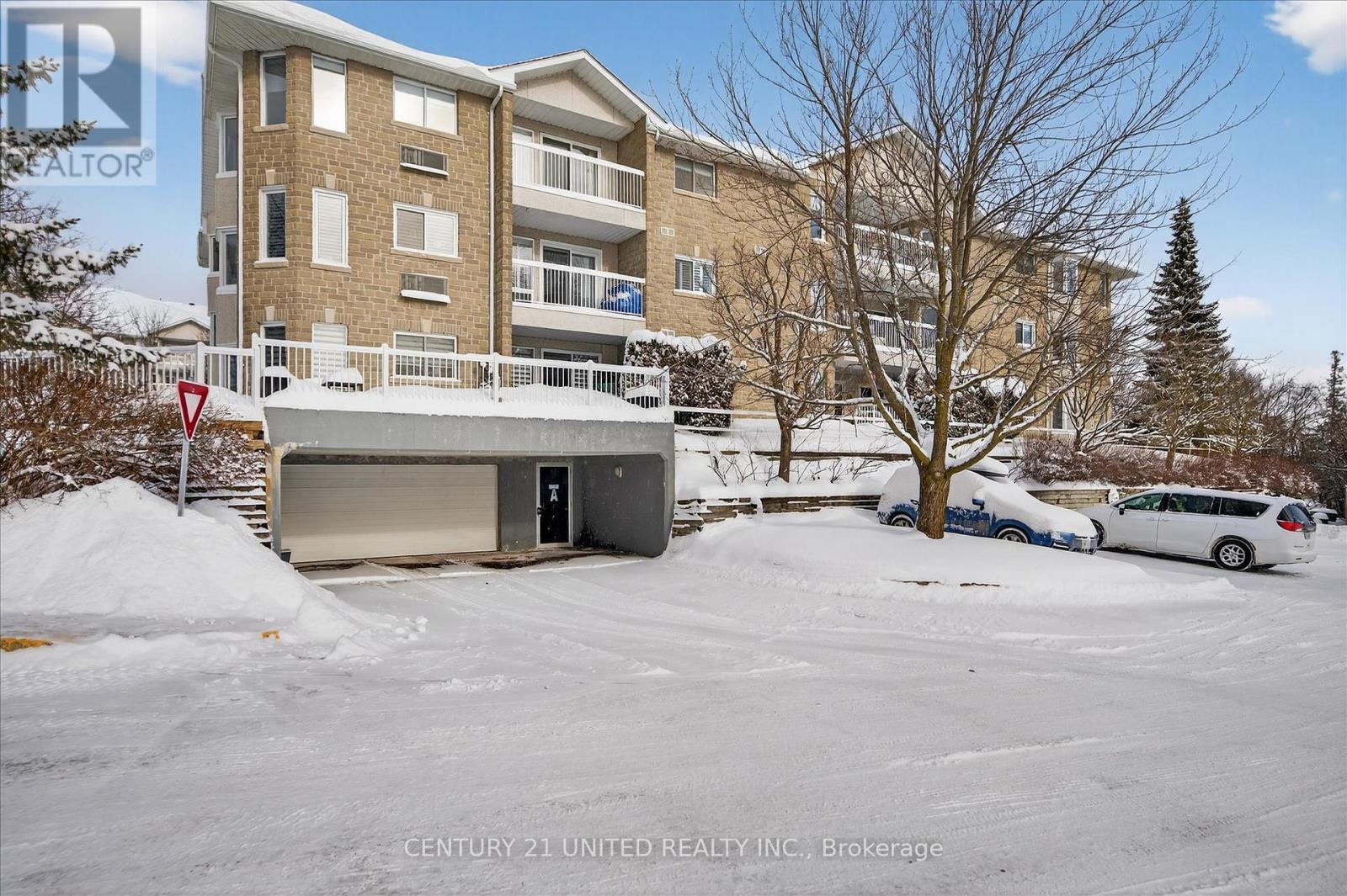 214A - 1099 Clonsilla Avenue, Peterborough (Otonabee Ward 1), ON - Outdoor