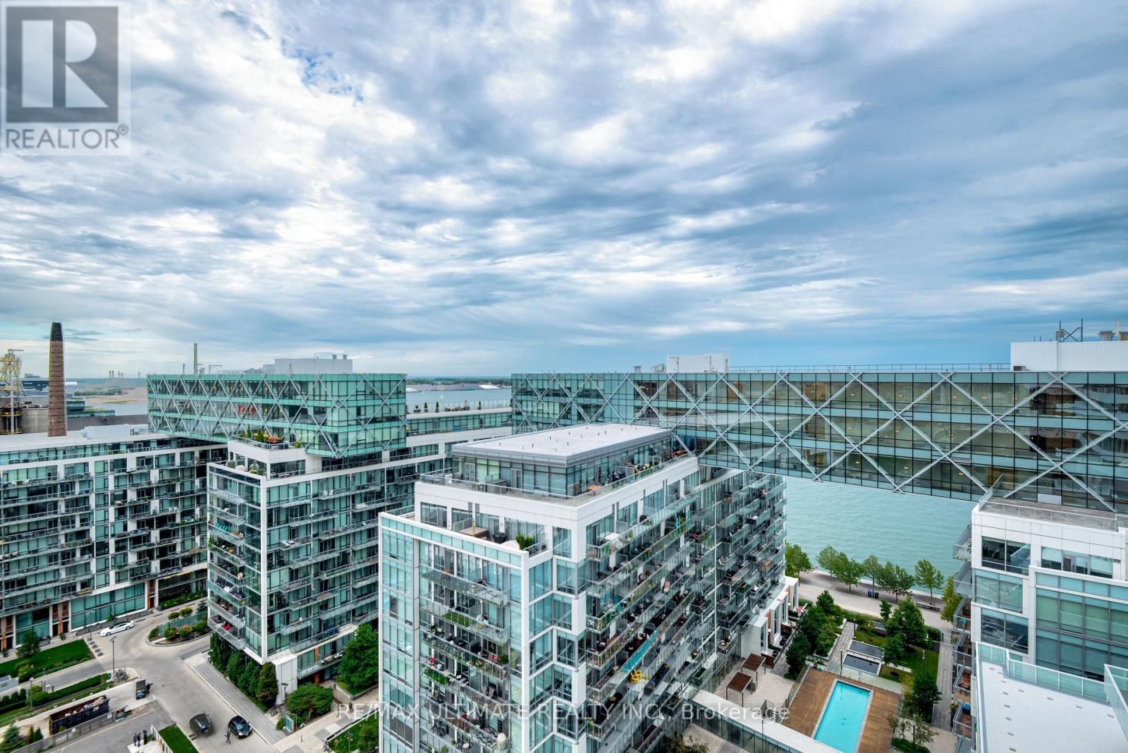 1601 - 15 Queens Quay E, Toronto, ON - Outdoor With View