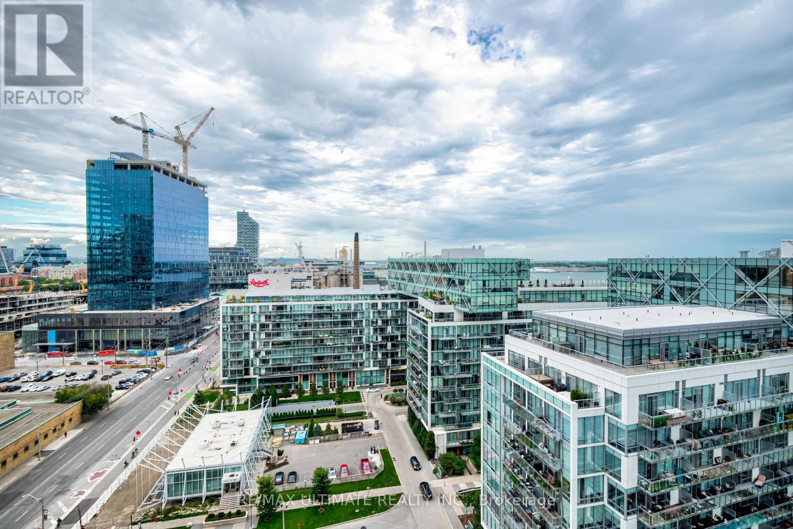 1601 - 15 Queens Quay E, Toronto, ON - Outdoor With View