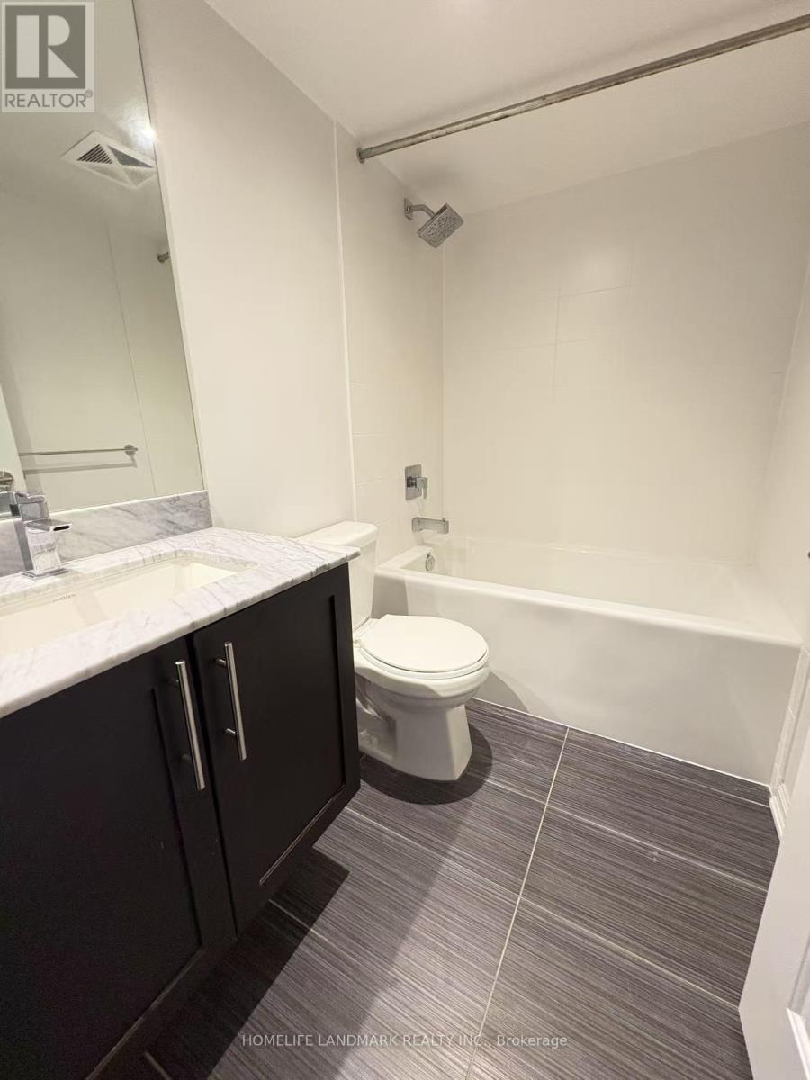509 - 35 Bastion Street, Toronto, ON - Indoor Photo Showing Bathroom