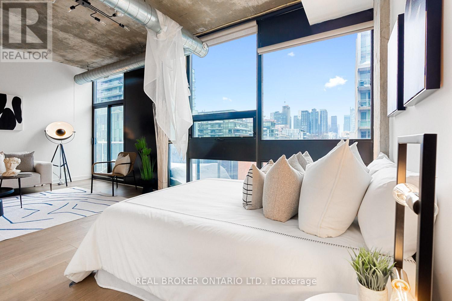 608 - 60 Bathurst Street, Toronto, ON - Indoor Photo Showing Bedroom