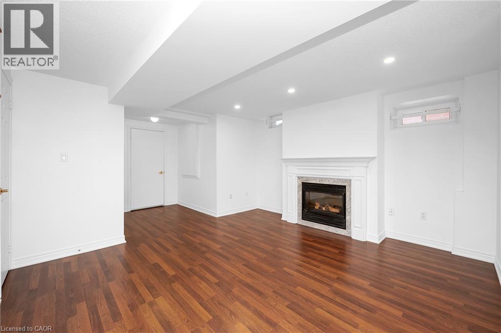 2546 Nichols Drive, Oakville, ON - Indoor With Fireplace