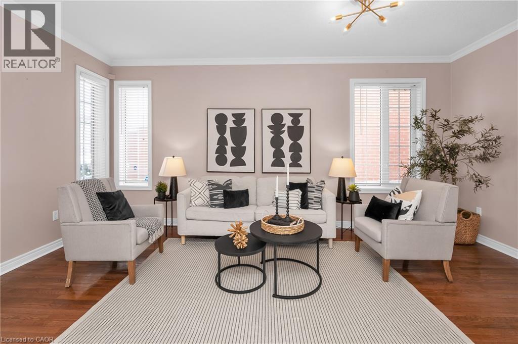 2546 Nichols Drive, Oakville, ON - Indoor