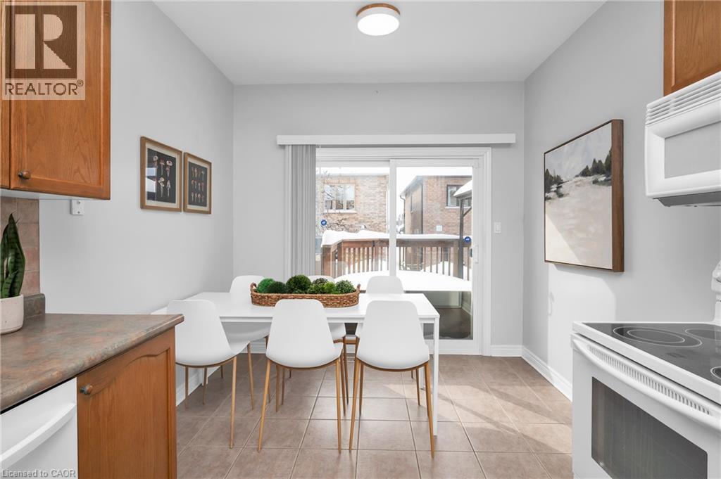 Eat in Kitchen Dining space - 2546 Nichols Drive, Oakville, ON - Indoor