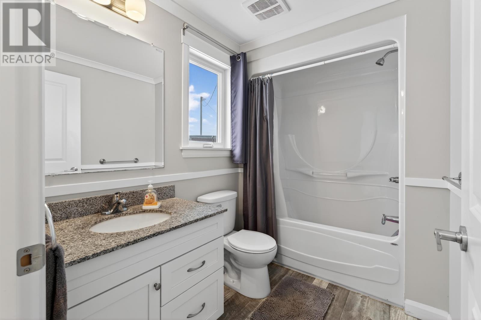 5673 Route 11, Mont Carmel, PE