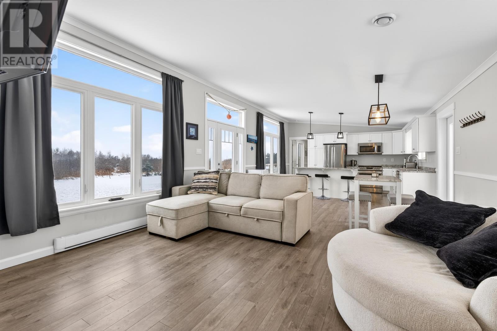 5673 Route 11, Mont Carmel, PE