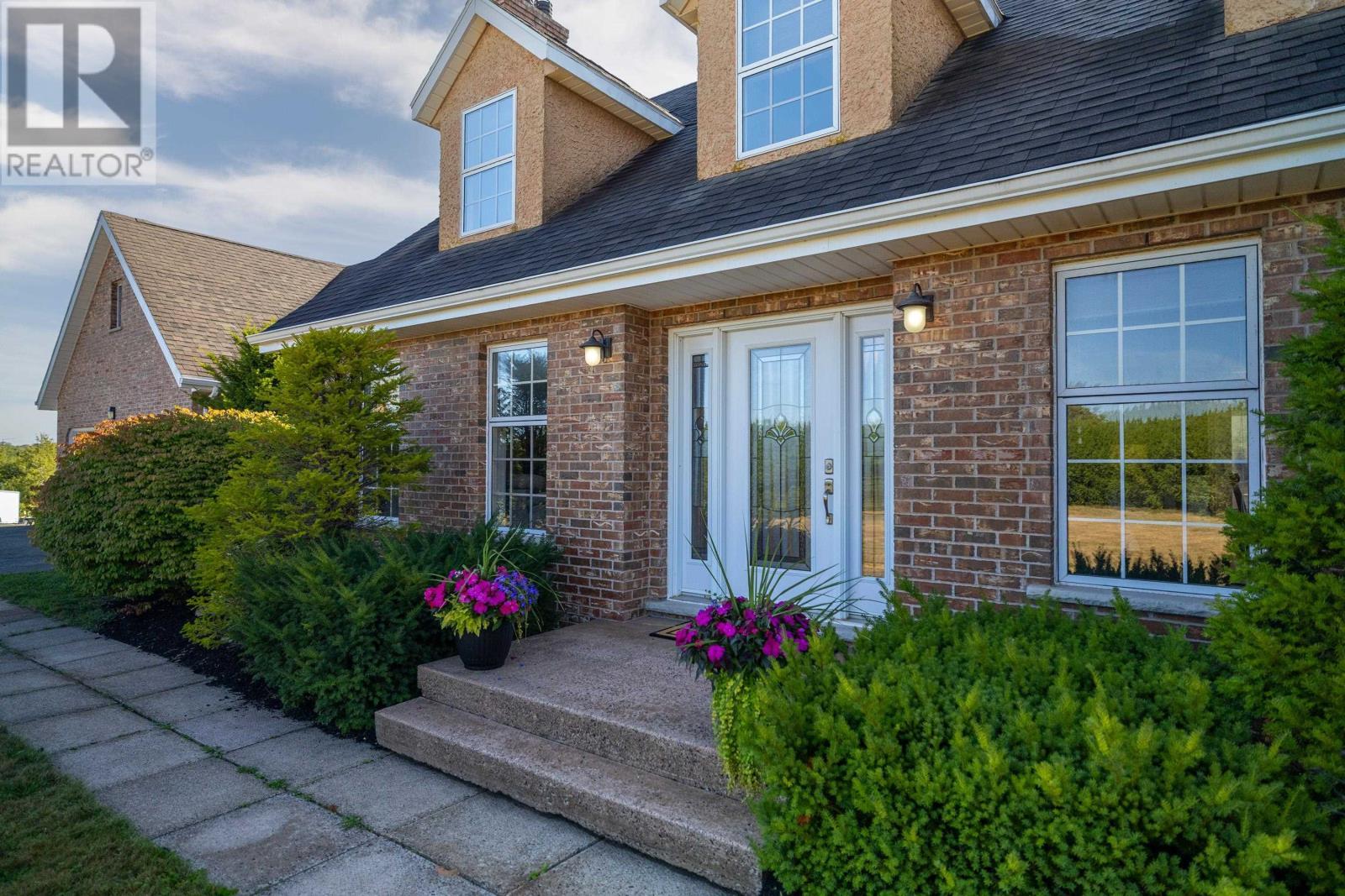 138 Cathy Drive, Cornwall, PE - Outdoor