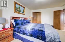 Bedroom with a closet -