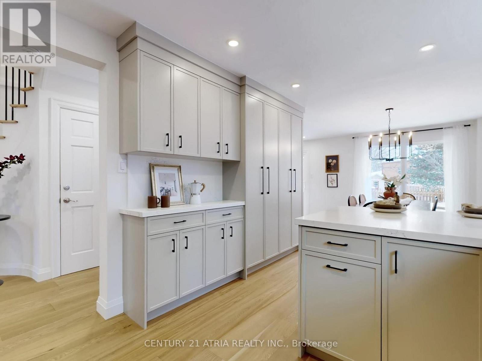 130 Major Buttons Drive, Markham, ON - Indoor Photo Showing Kitchen