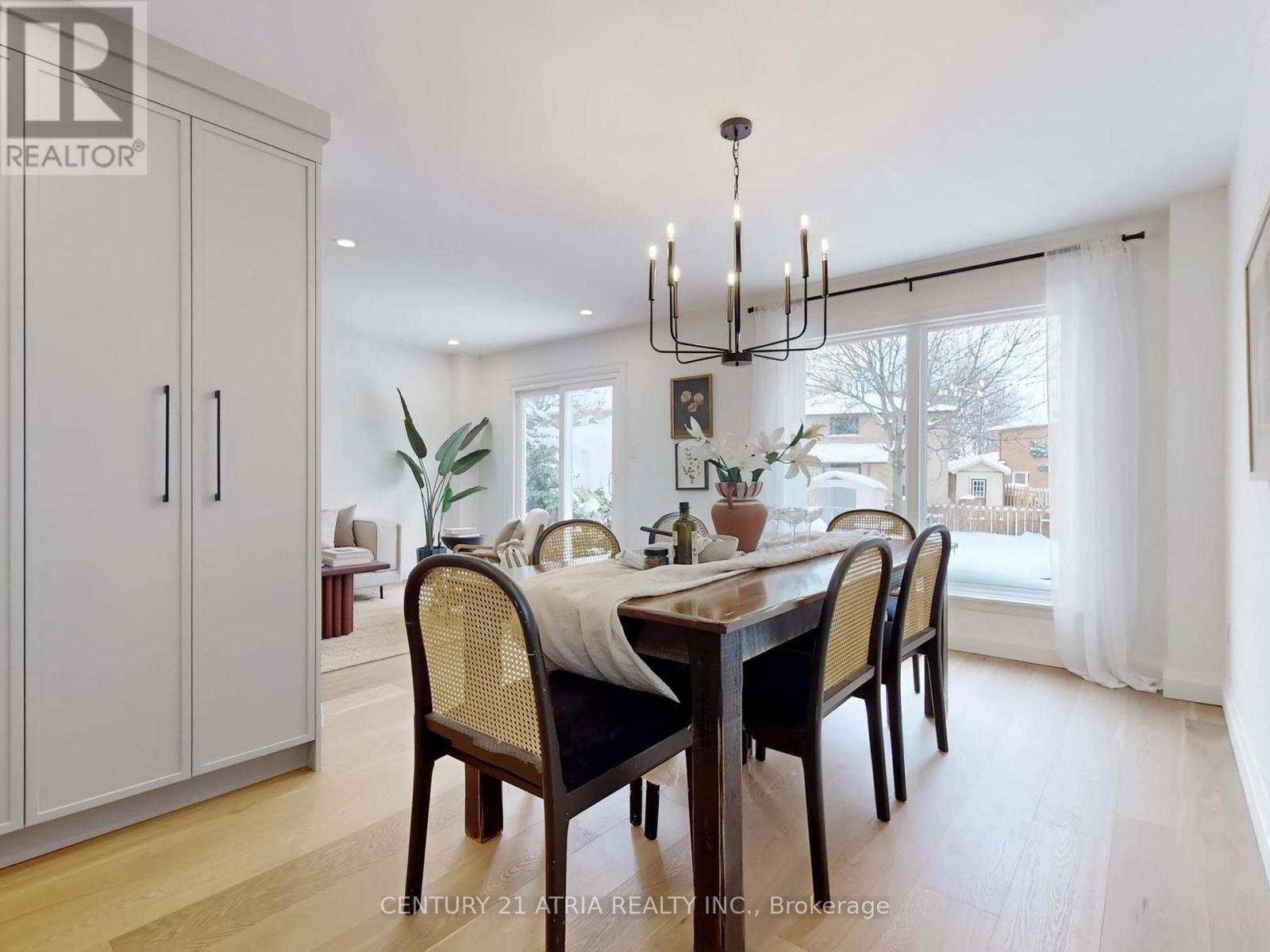 130 Major Buttons Drive, Markham, ON - Indoor Photo Showing Dining Room