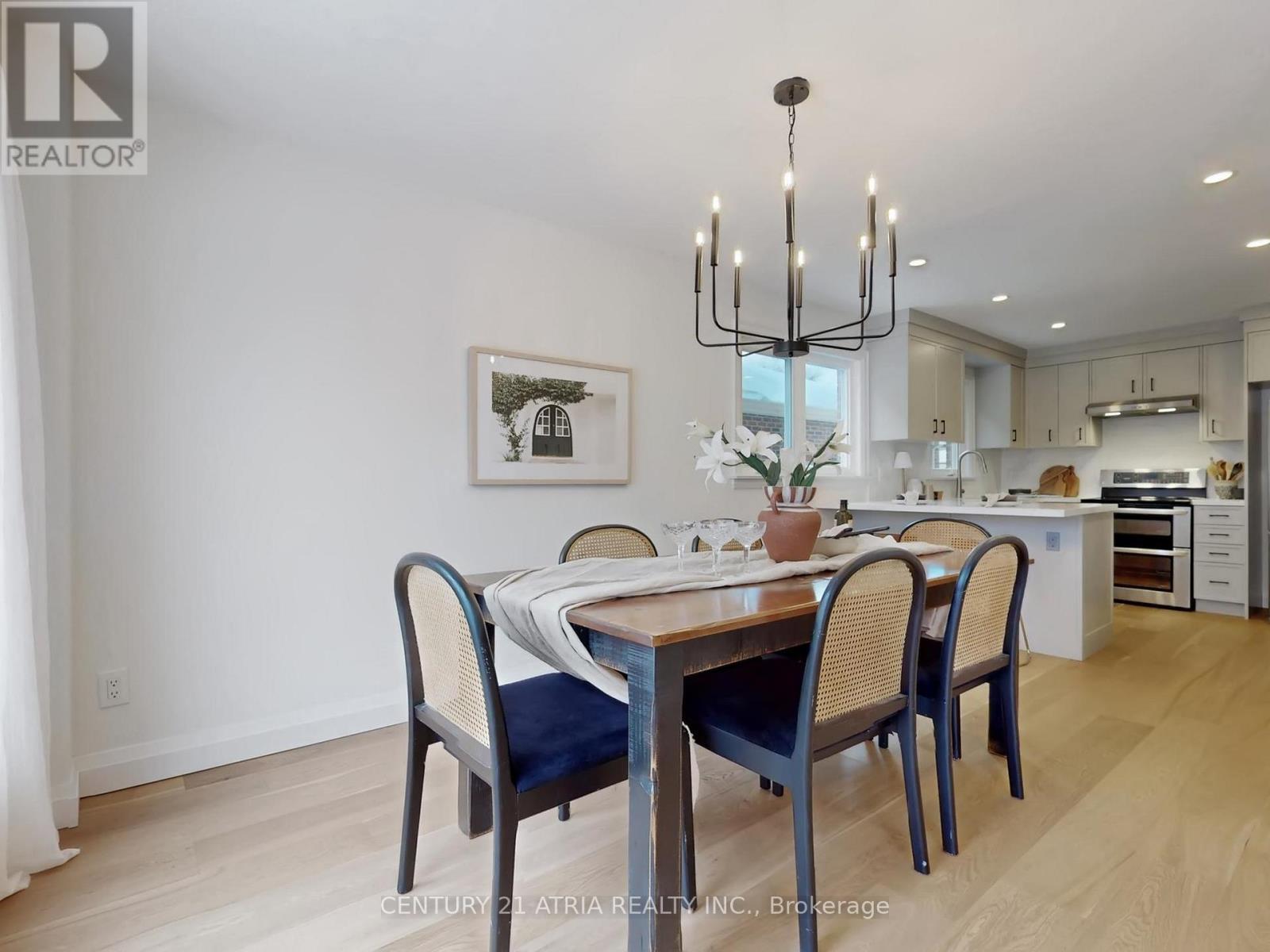 130 Major Buttons Drive, Markham, ON - Indoor Photo Showing Dining Room
