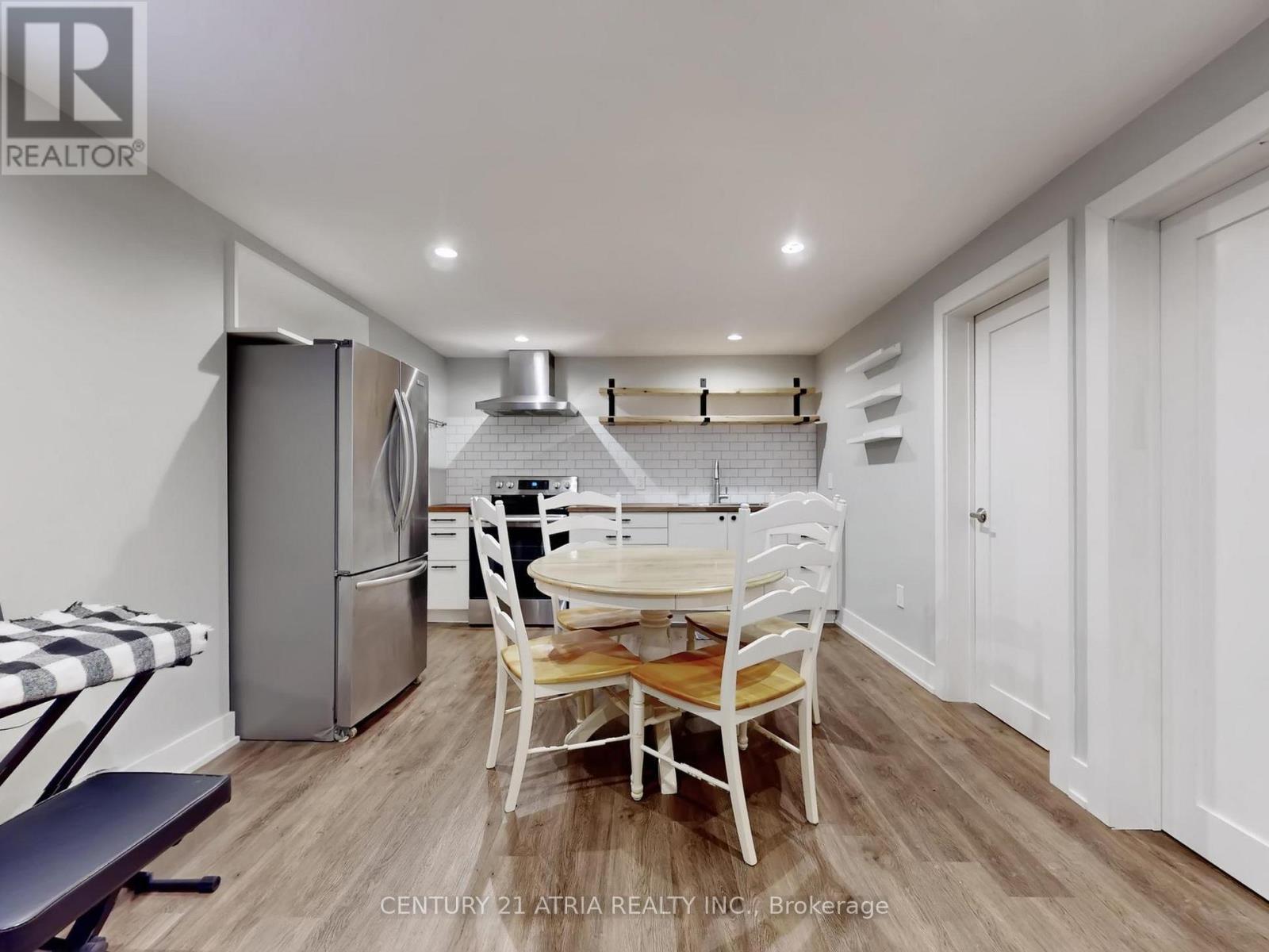 130 Major Buttons Drive, Markham, ON - Indoor Photo Showing Dining Room