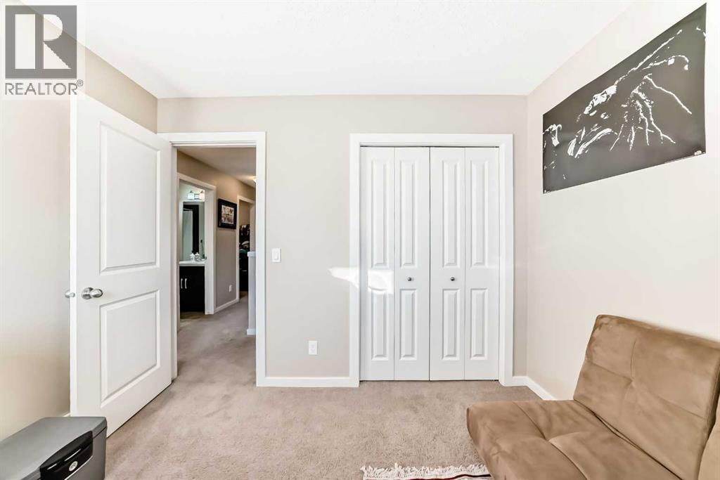 77 Marquis Common Se, Calgary, AB - Indoor