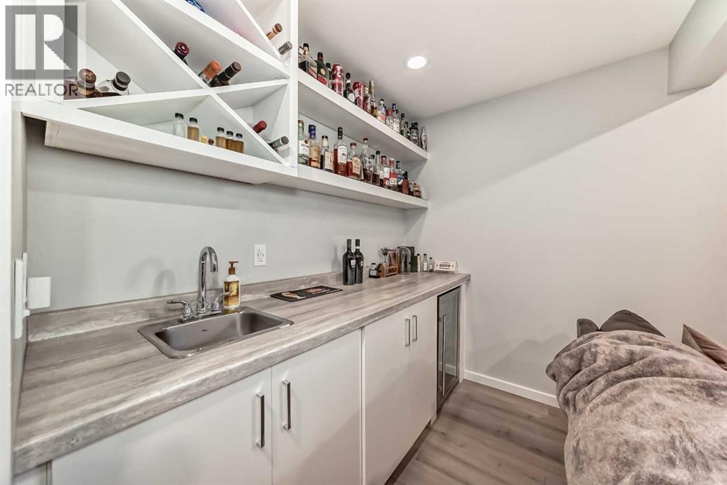 77 Marquis Common Se, Calgary, AB - Indoor