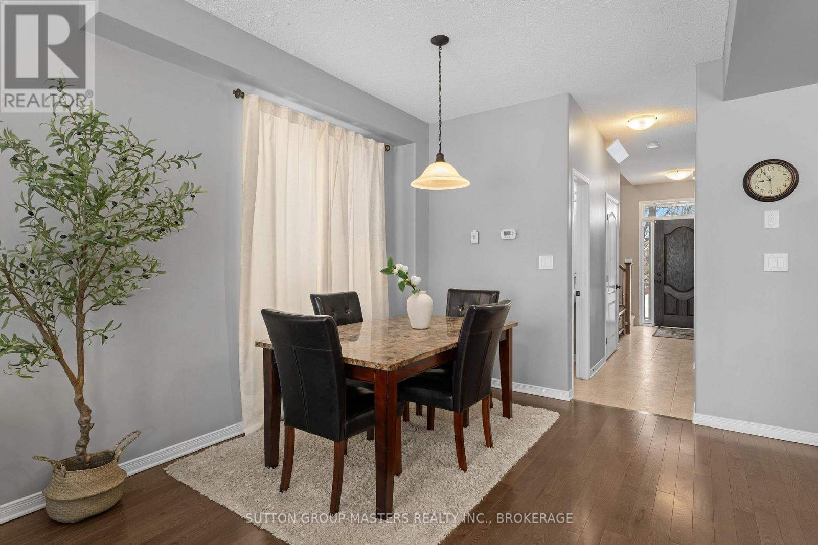 1606 Crimson Crescent, Kingston (City Northwest), ON - Indoor Photo Showing Dining Room