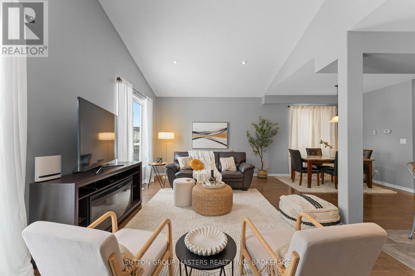 1606 Crimson Crescent, Kingston (City Northwest), ON - Indoor With Fireplace