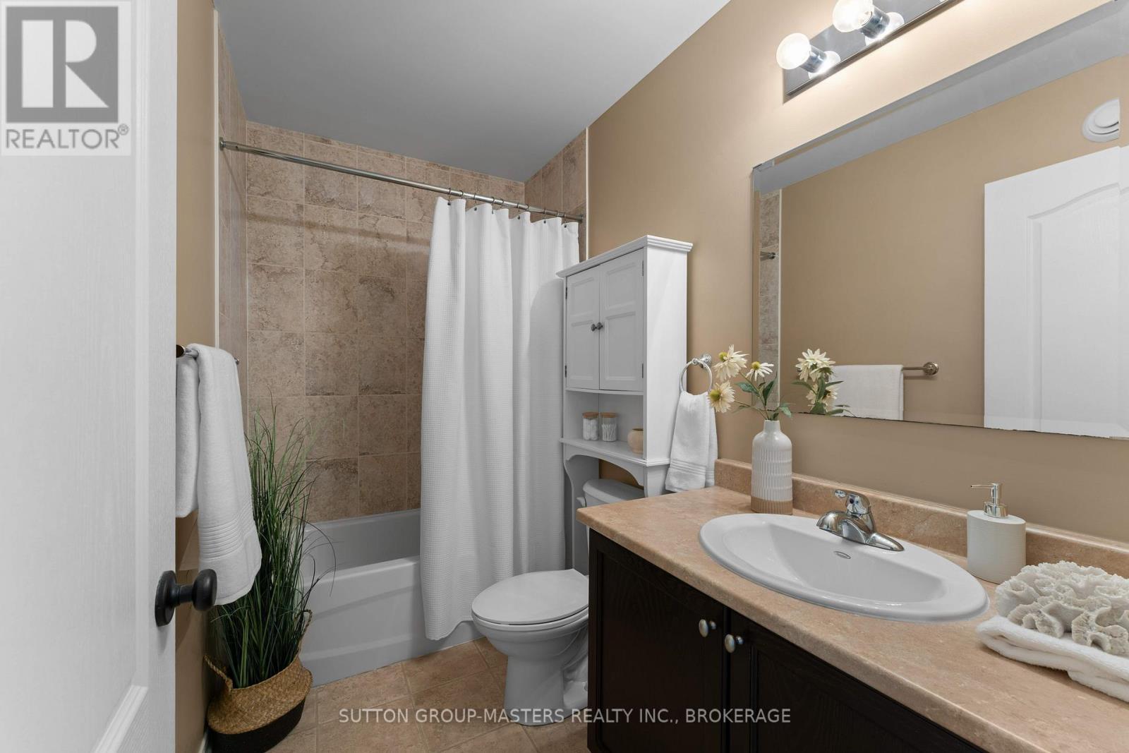 1606 Crimson Crescent, Kingston (City Northwest), ON - Indoor Photo Showing Bathroom