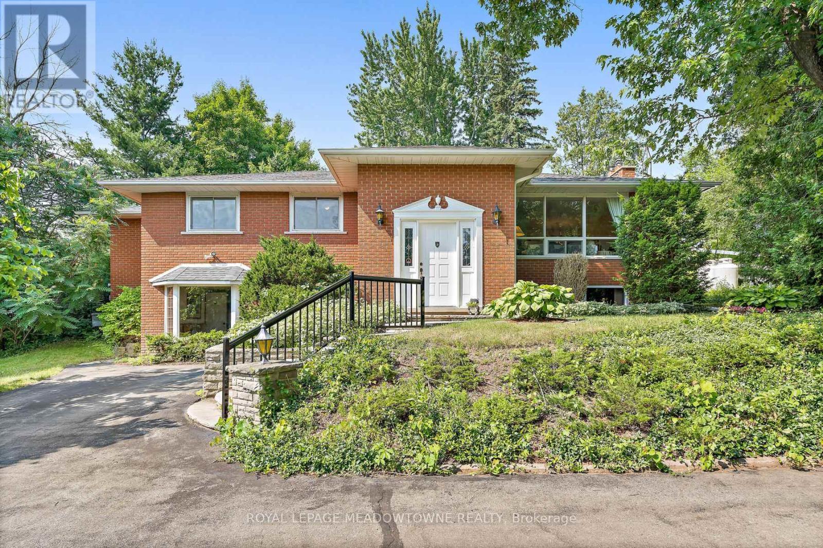 12506 Eighth Line, Halton Hills, ON - Outdoor