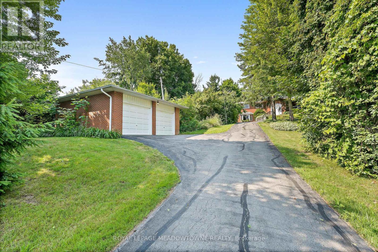 12506 Eighth Line, Halton Hills, ON - Outdoor