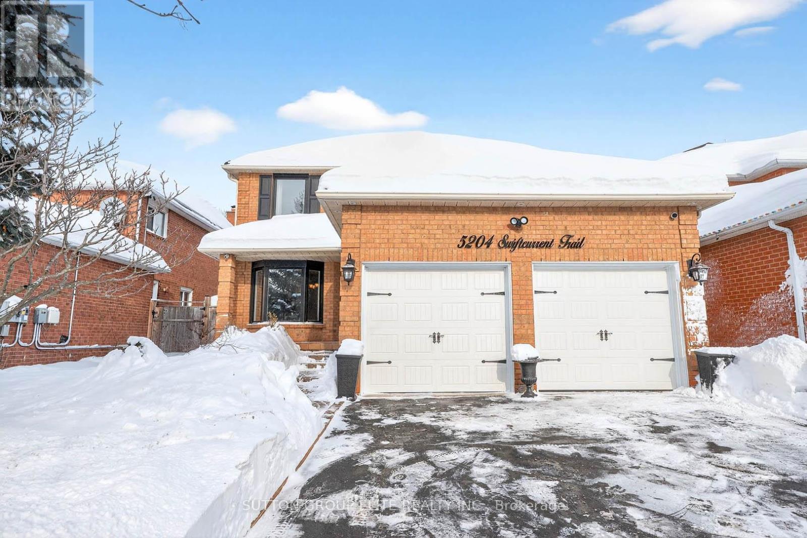 5204 Swiftcurrent Trail, Mississauga, ON - Outdoor