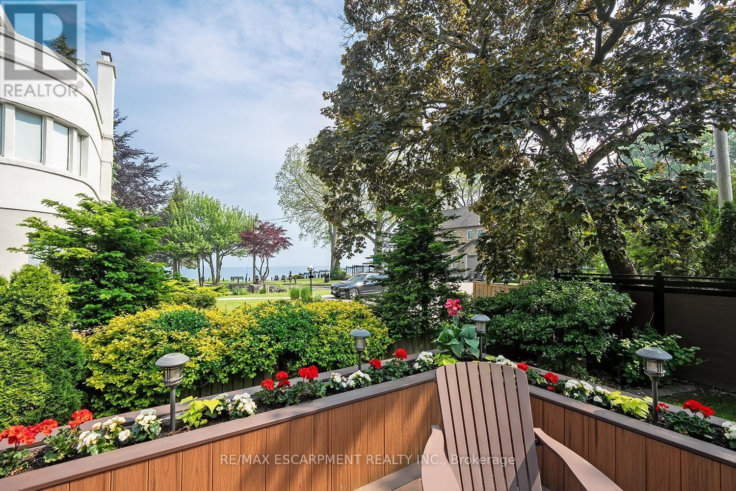 2428 Lakeshore Road, Burlington, ON - Outdoor With Balcony