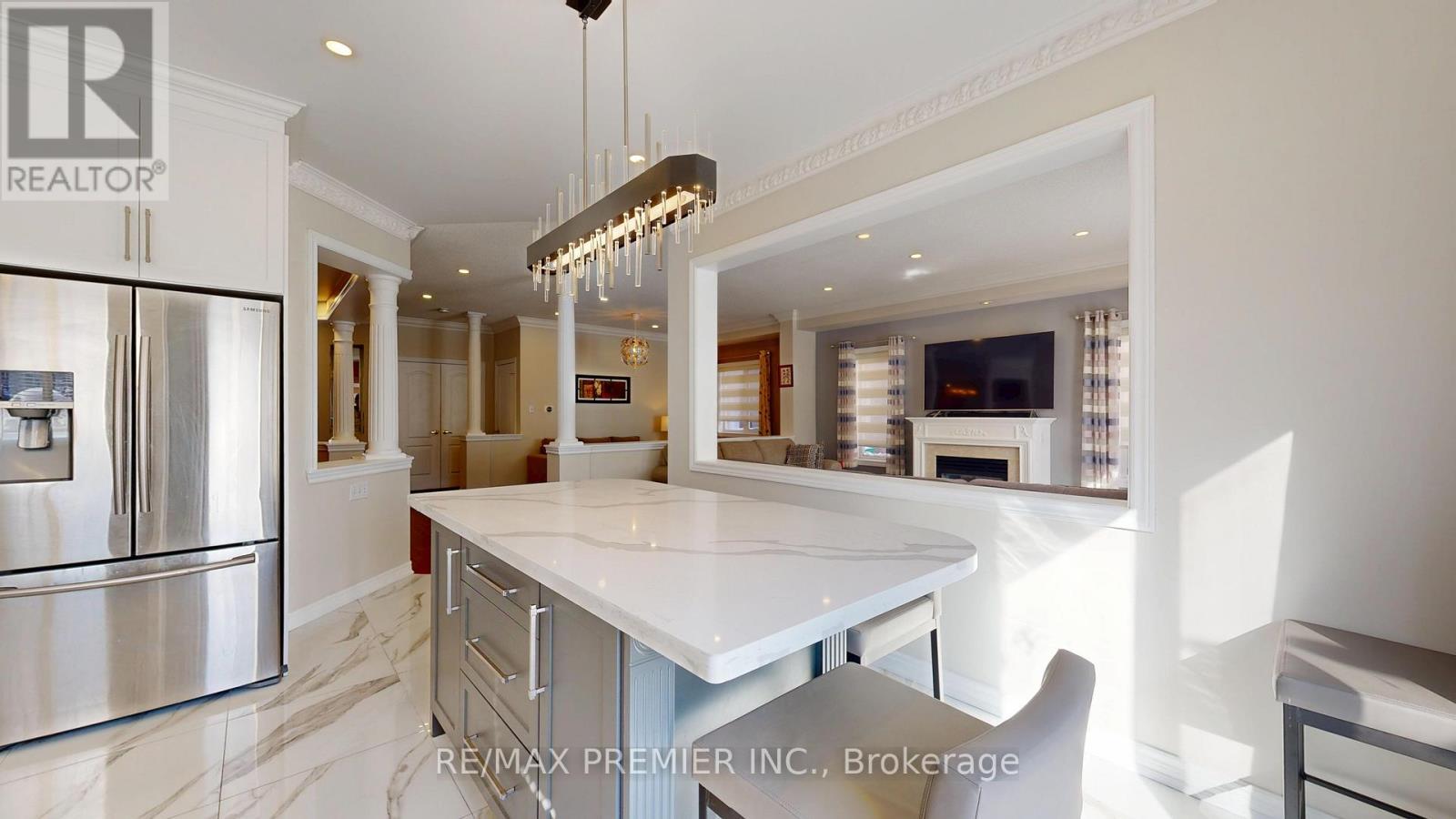 11 Charger Lane, Brampton, ON - Indoor Photo Showing Other Room