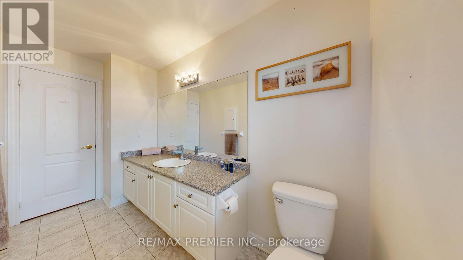 11 Charger Lane, Brampton, ON - Indoor Photo Showing Bathroom