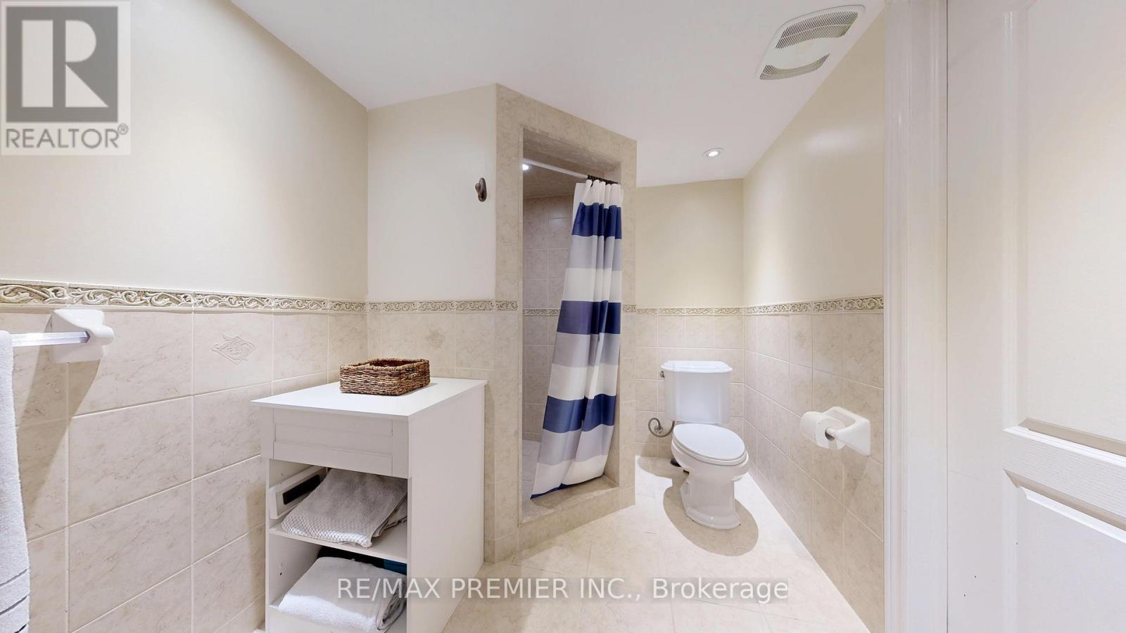 11 Charger Lane, Brampton, ON - Indoor Photo Showing Bathroom