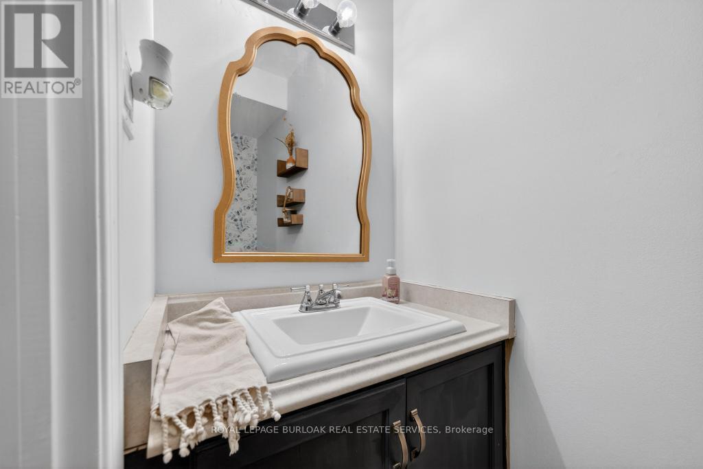 702 - 895 Maple Avenue, Burlington, ON - Indoor Photo Showing Bathroom