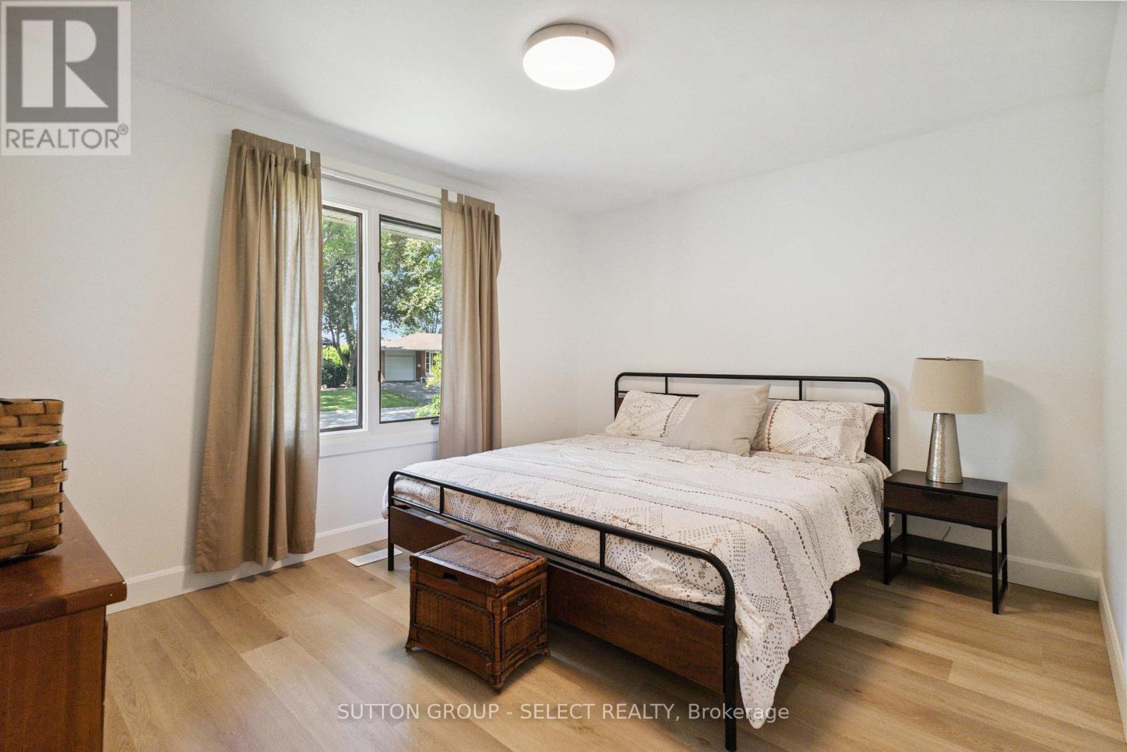 770 Galloway Crescent, London South (South O), ON - Indoor Photo Showing Bedroom