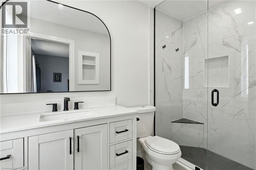 710 Spring Gardens Road Unit# 41, Burlington, ON - Indoor Photo Showing Bathroom