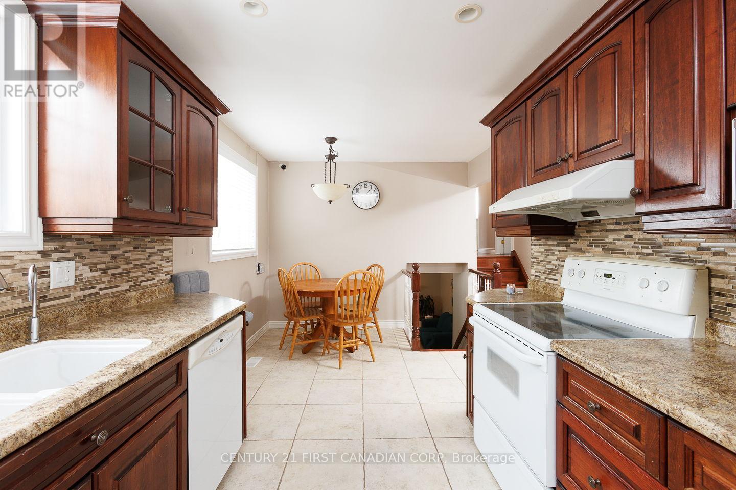 118 Rosamond Crescent, London South (South X), ON - Indoor Photo Showing Kitchen