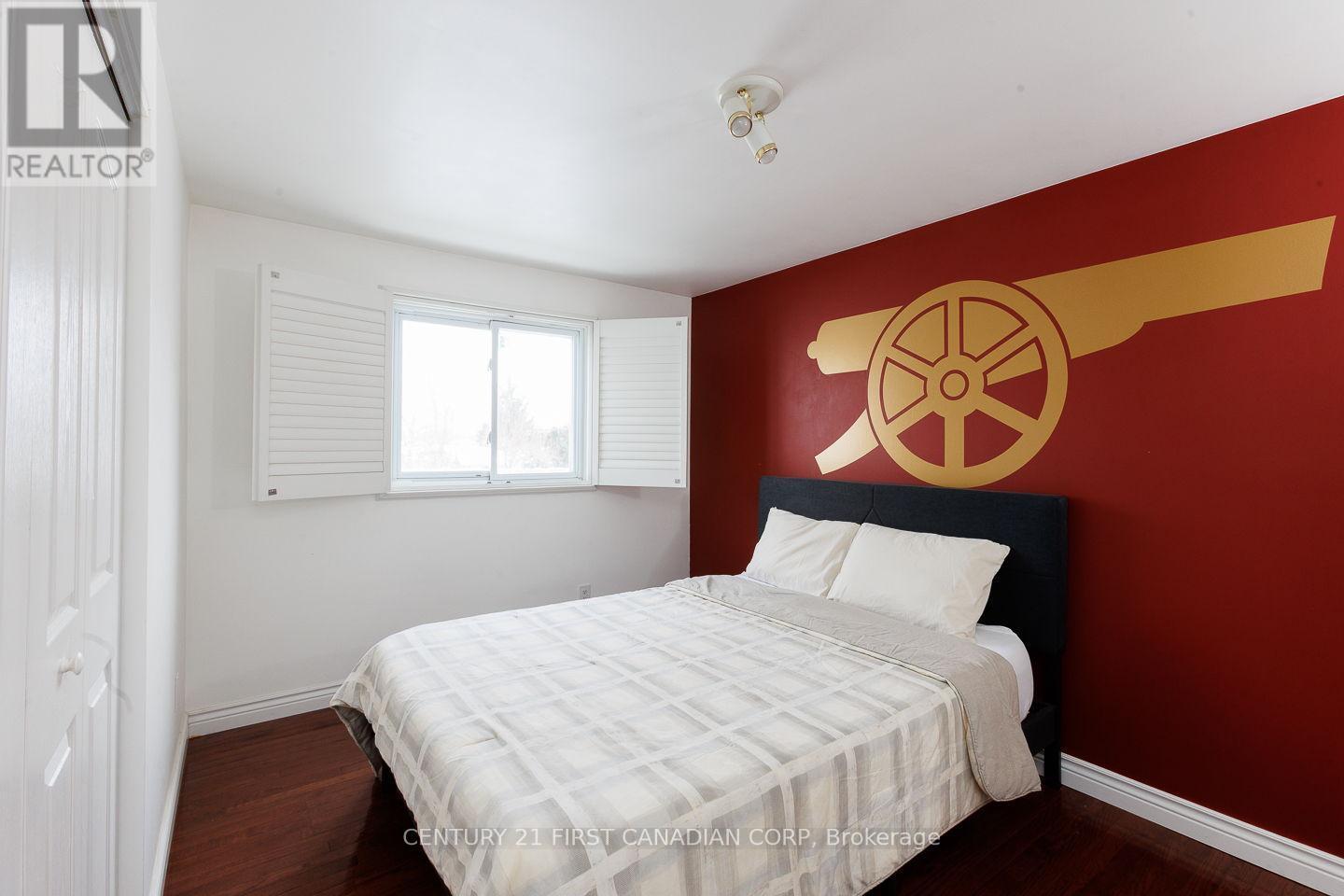 118 Rosamond Crescent, London South (South X), ON - Indoor Photo Showing Bedroom