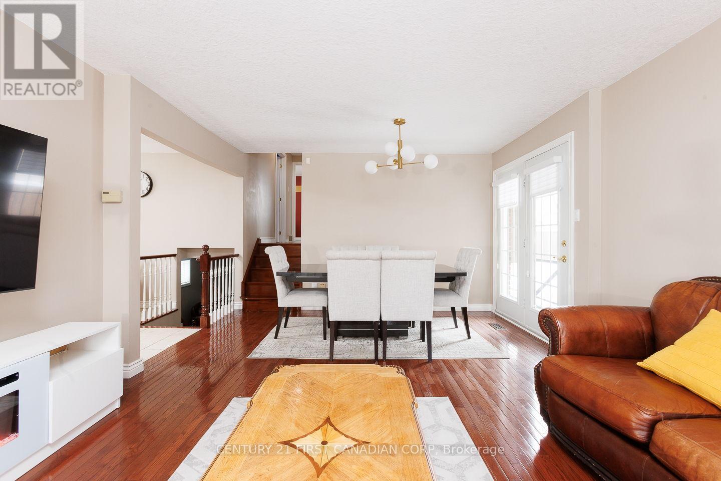 118 Rosamond Crescent, London South (South X), ON - Indoor Photo Showing Living Room