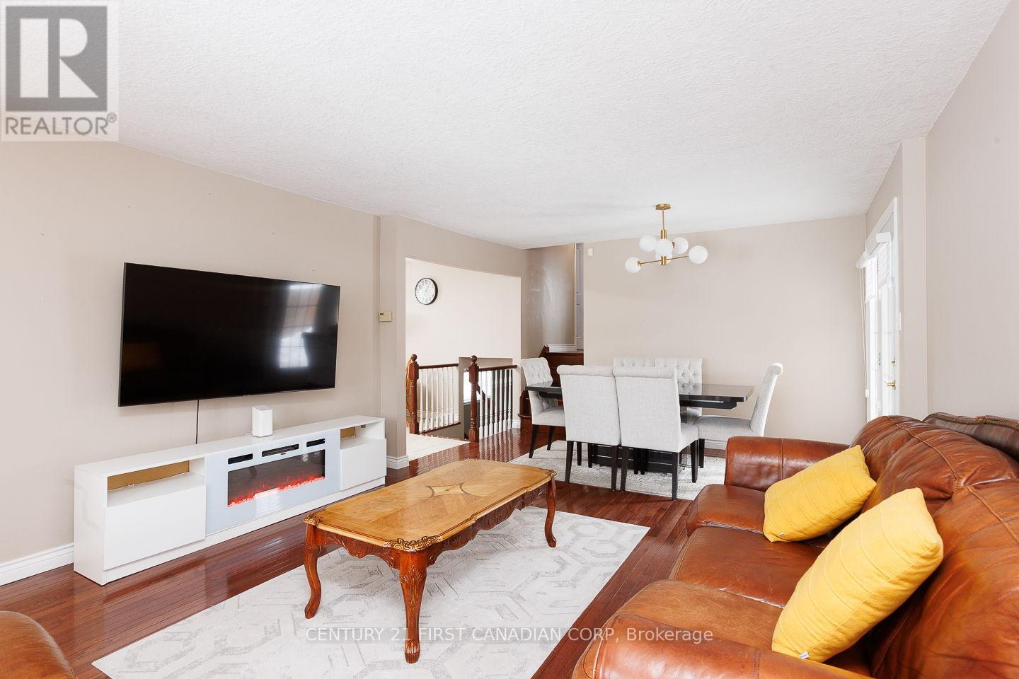 118 Rosamond Crescent, London South (South X), ON - Indoor Photo Showing Living Room