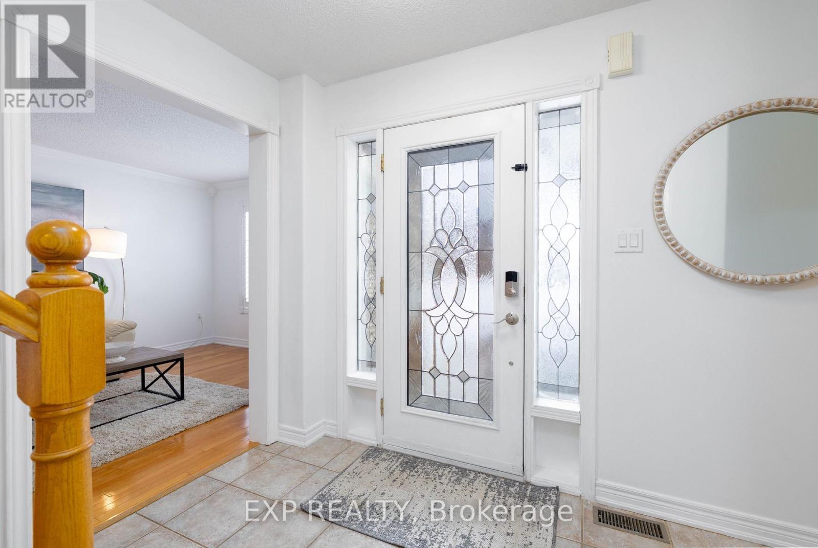 36 Ivygreen Road, Georgina, ON - Indoor Photo Showing Other Room