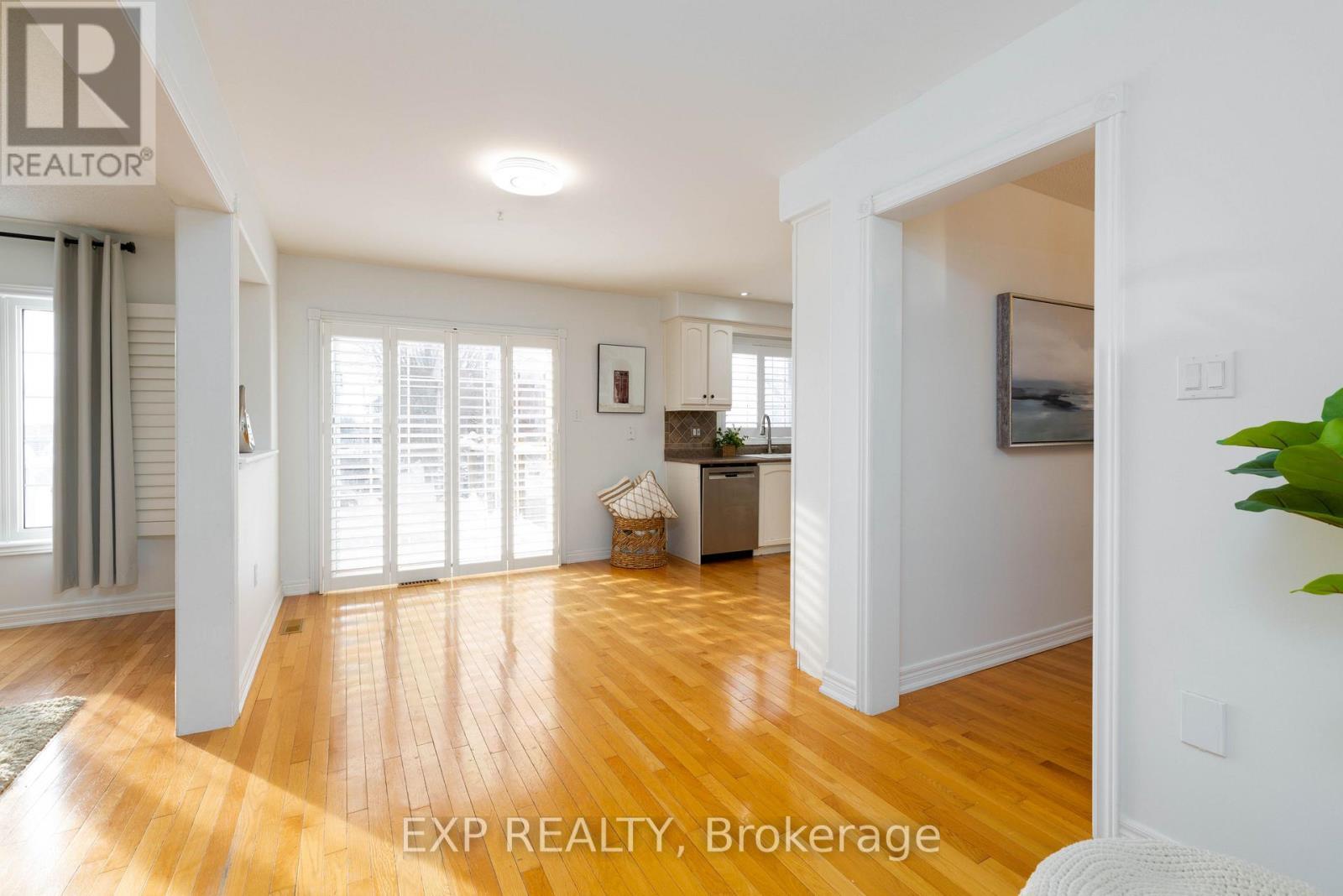 Breakfast Area With Walk-Out - 36 Ivygreen Road, Georgina, ON - Indoor