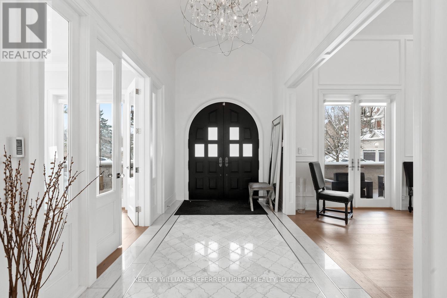 197 Sherwood Place, Newmarket, ON - Indoor Photo Showing Other Room